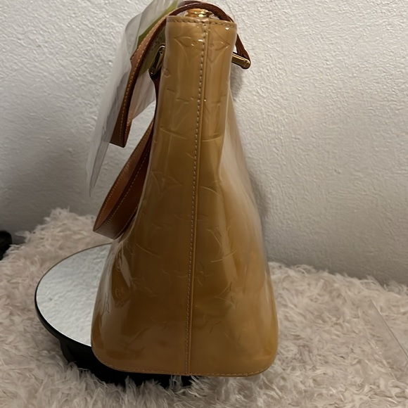 Louis Vuitton Vintage Yellow Vernis Houston Bag - Picture 5 of 16